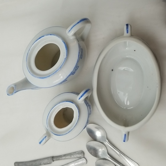Mid Century Children's Bone China Tea Set - Picture 3 of 16